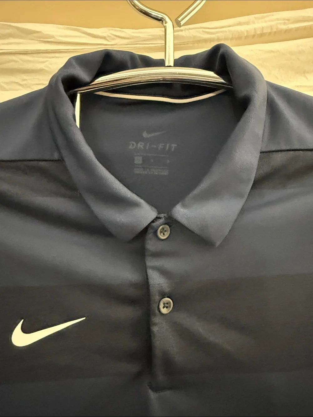 Nike Men's Navy & Dark Navy Horizontal Stripe Polo